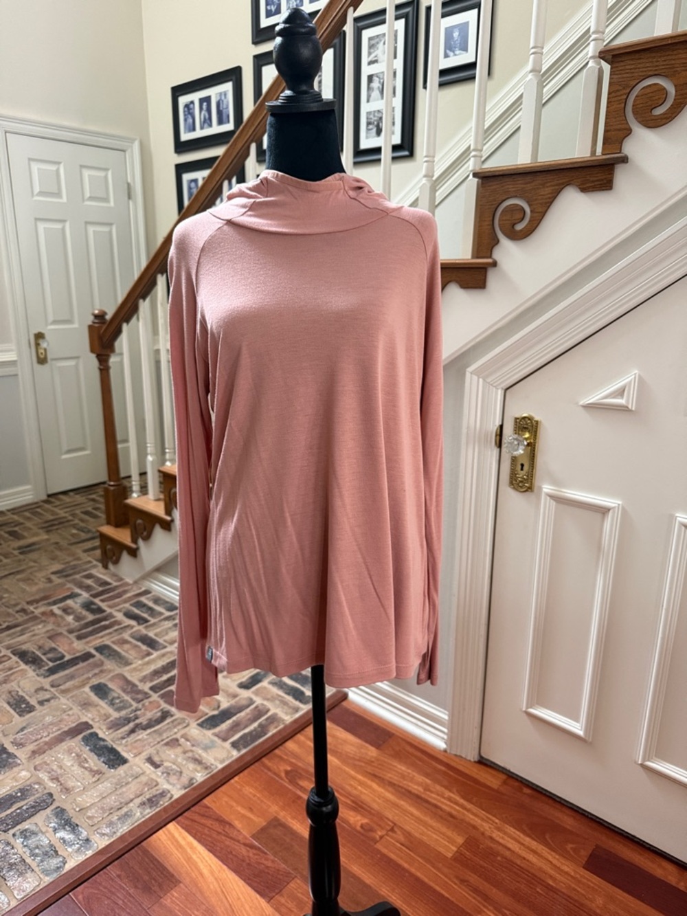 Free Fly Apparel Women’s Bamboo Lightweight Hoodie Sz L Unworn!